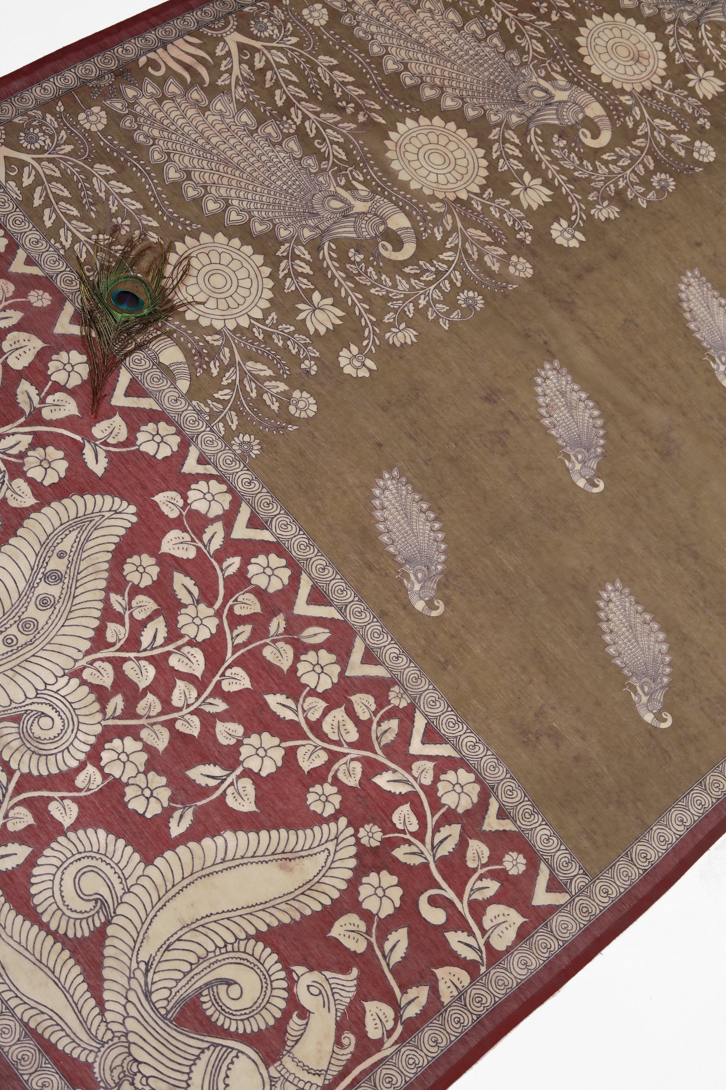 Red & Mustard Two-Tone Saree